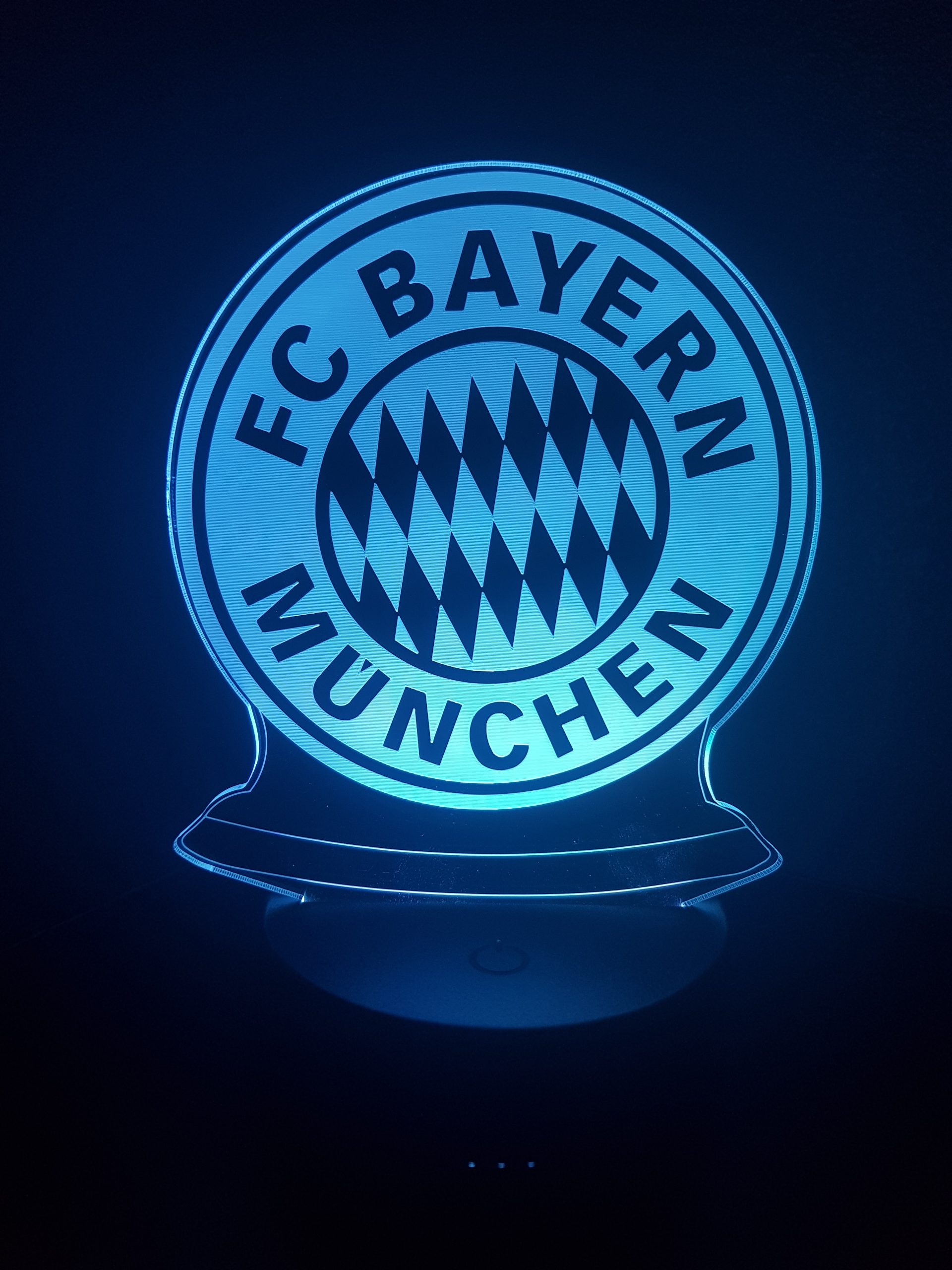 Lampe Veilleuse à LED illustration Bayern Munich – Image 3