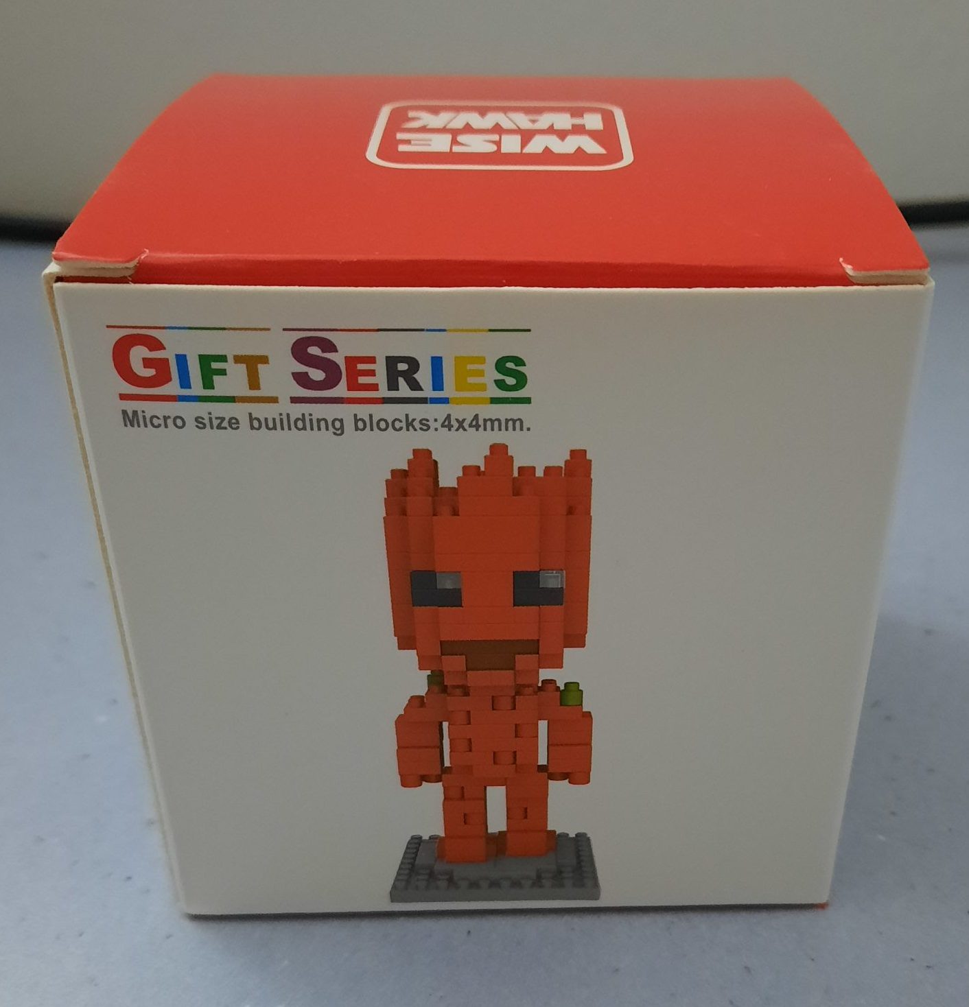 figurine groot à construire