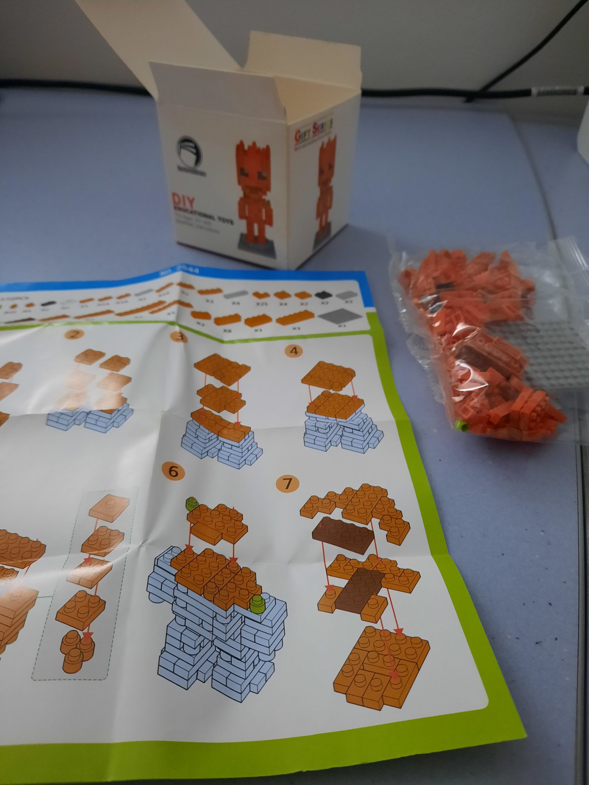 figurine groot à construire
