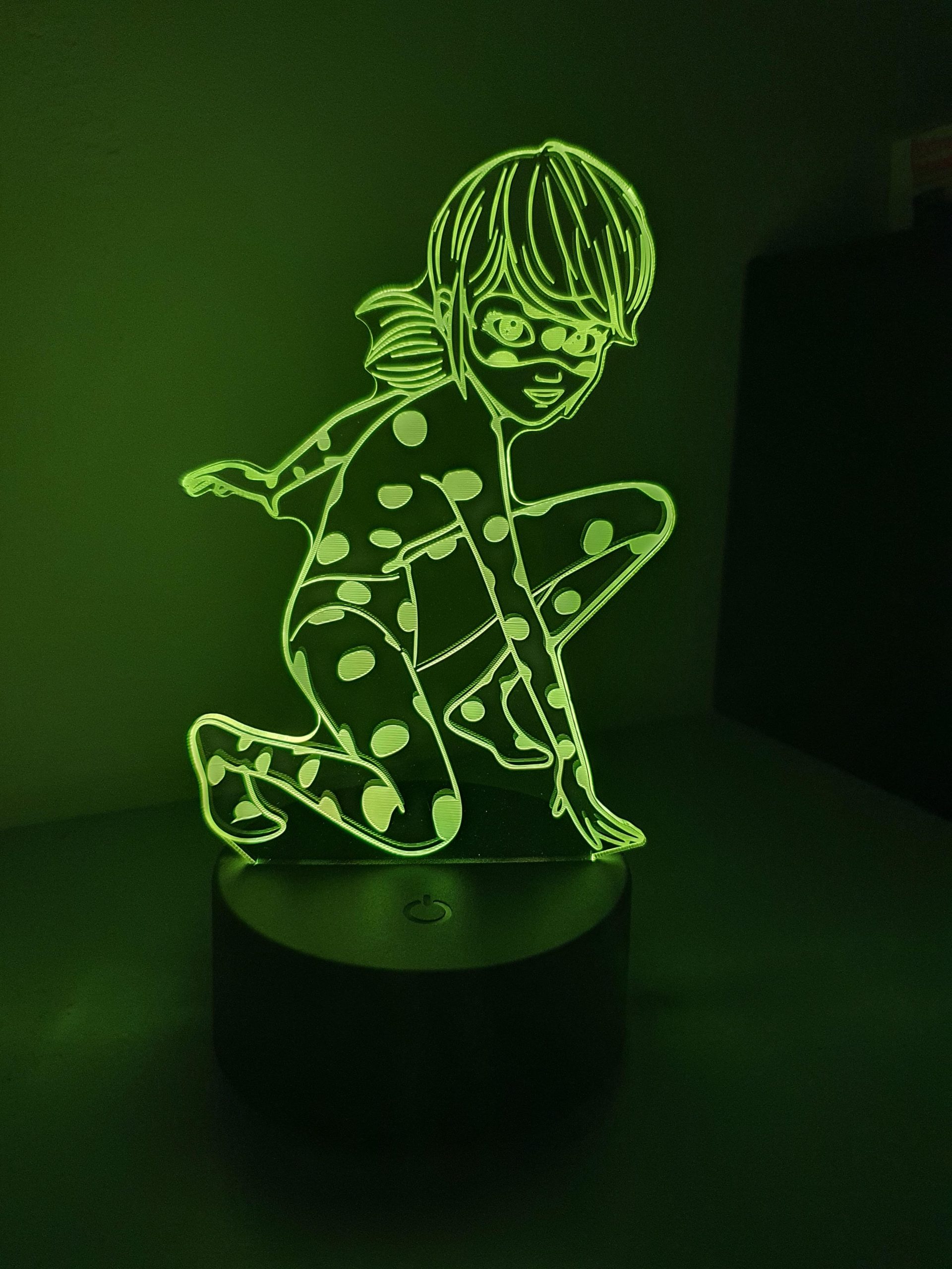 Lampe Veilleuse à LED illustration Miraculous - Ladybug – Image 4