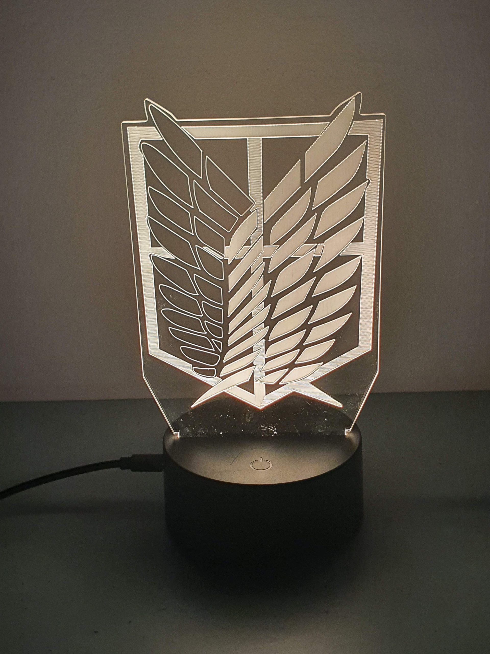 Lampe Veilleuse à LED illustration logo Attaque des Titans