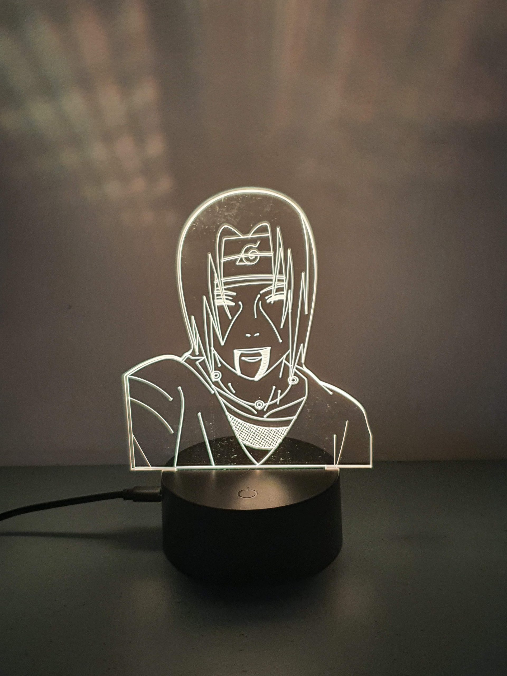 Lampe Veilleuse à LED illustration Itachi Uchiwa - Naruto