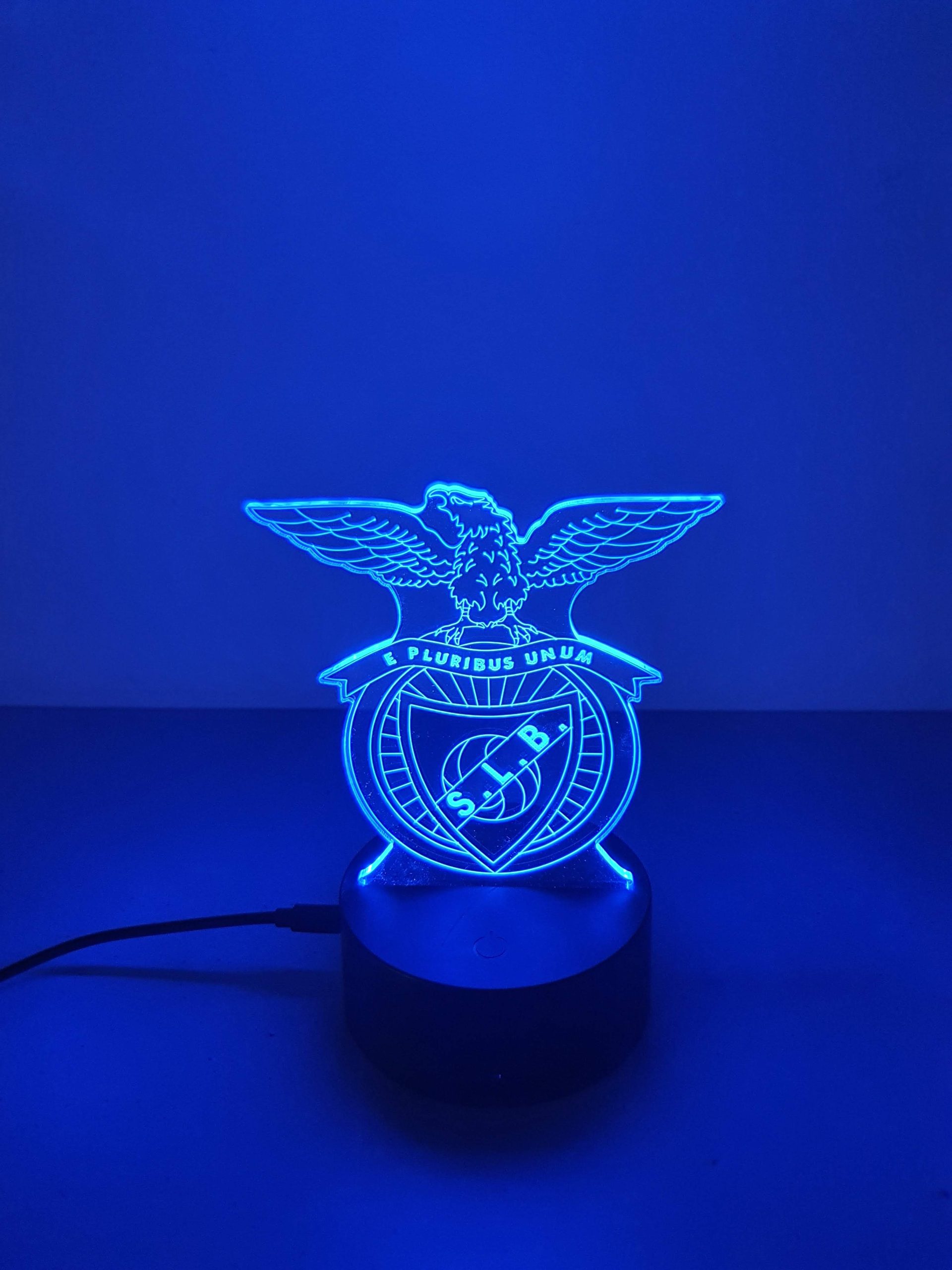 Lampe Veilleuse à LED illustration Benfica – Image 6